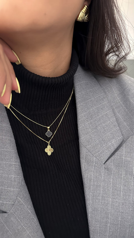 Cadena Trébol Negro