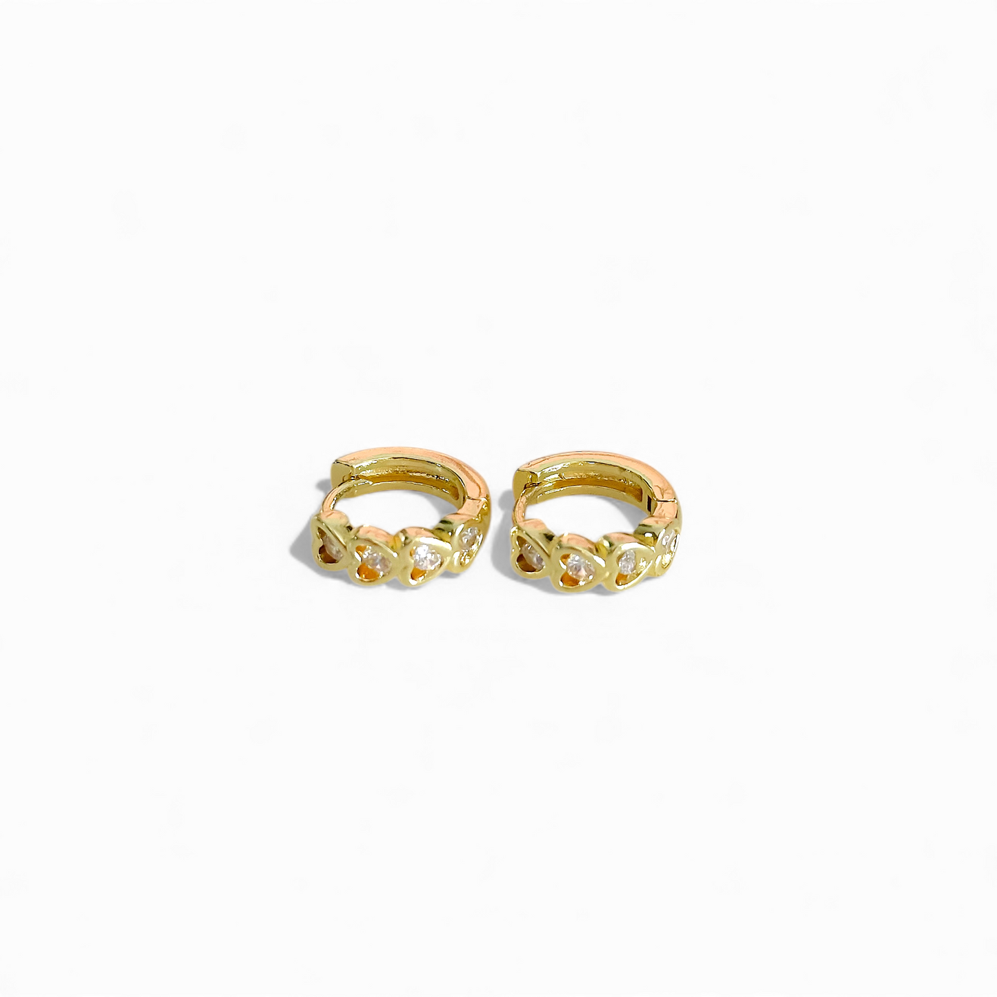 Argollas Corazon con Puntos de Luz joya mujer enchapado oro 18k