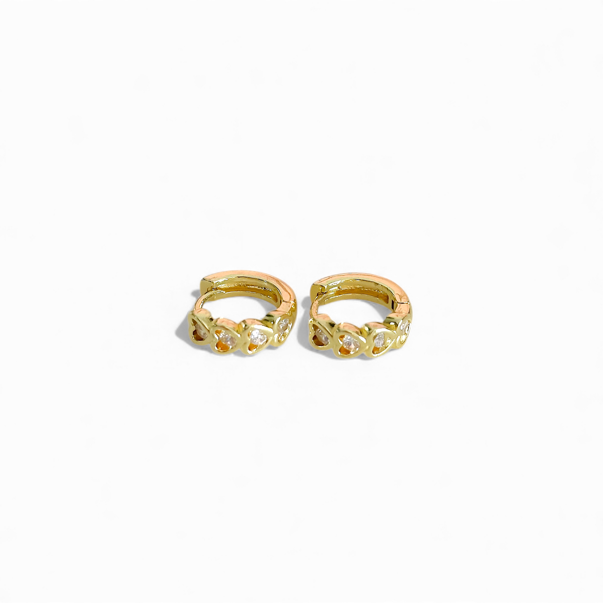 Argollas Corazon con Puntos de Luz joya mujer enchapado oro 18k