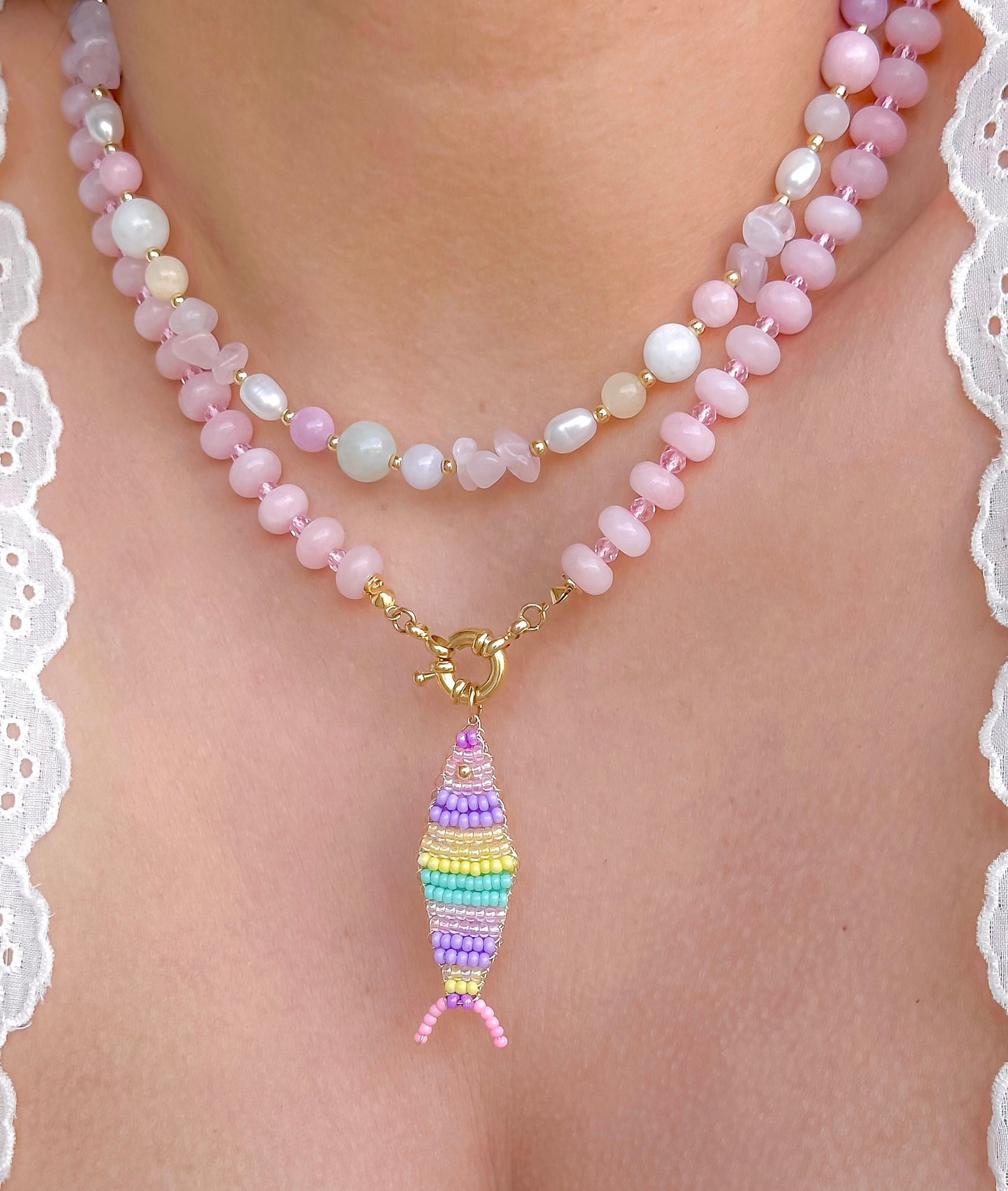 Collar Pez del Tropico Rosa