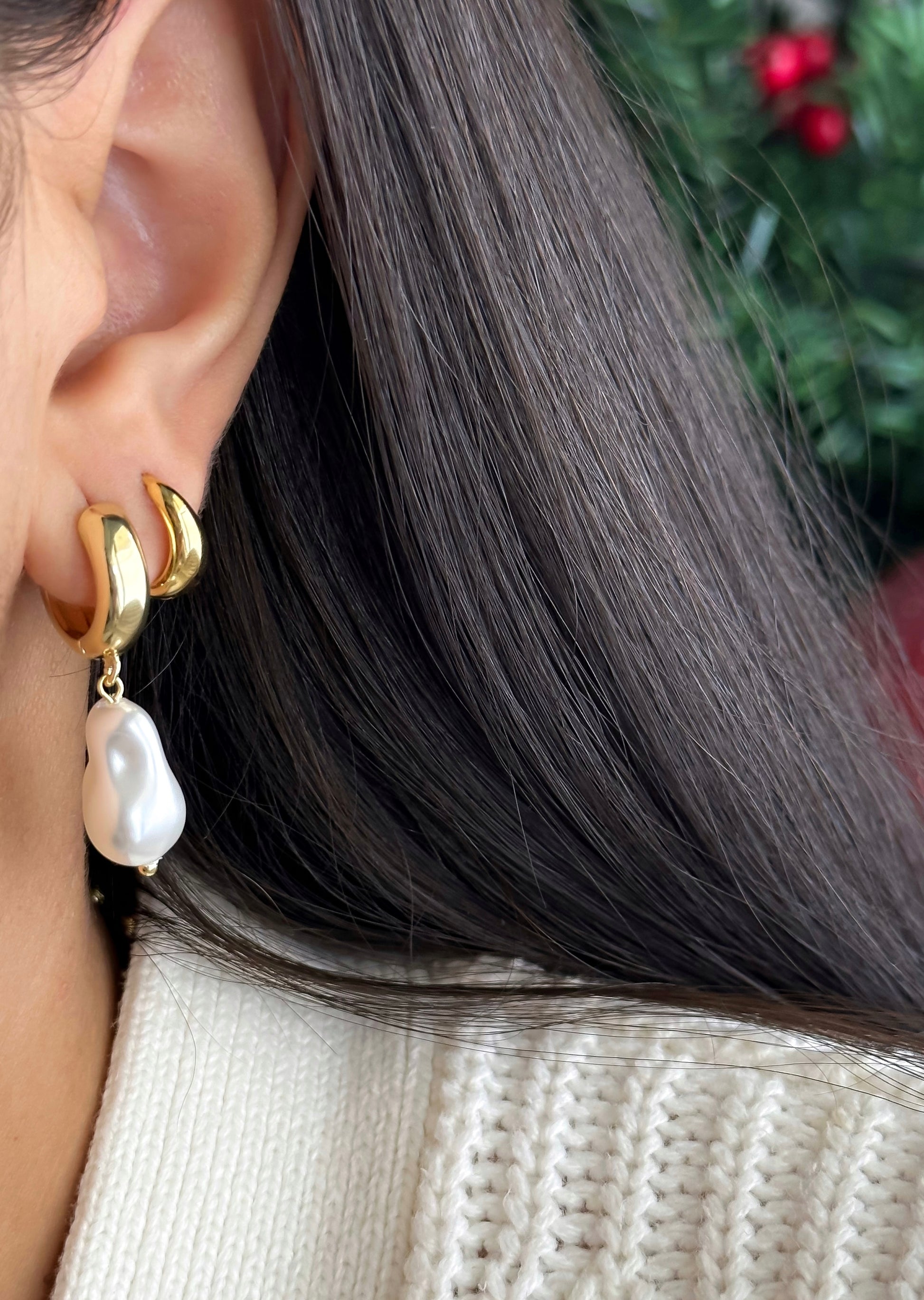 Argollas Leticia Perlas joya mujer enchapado oro 18k
