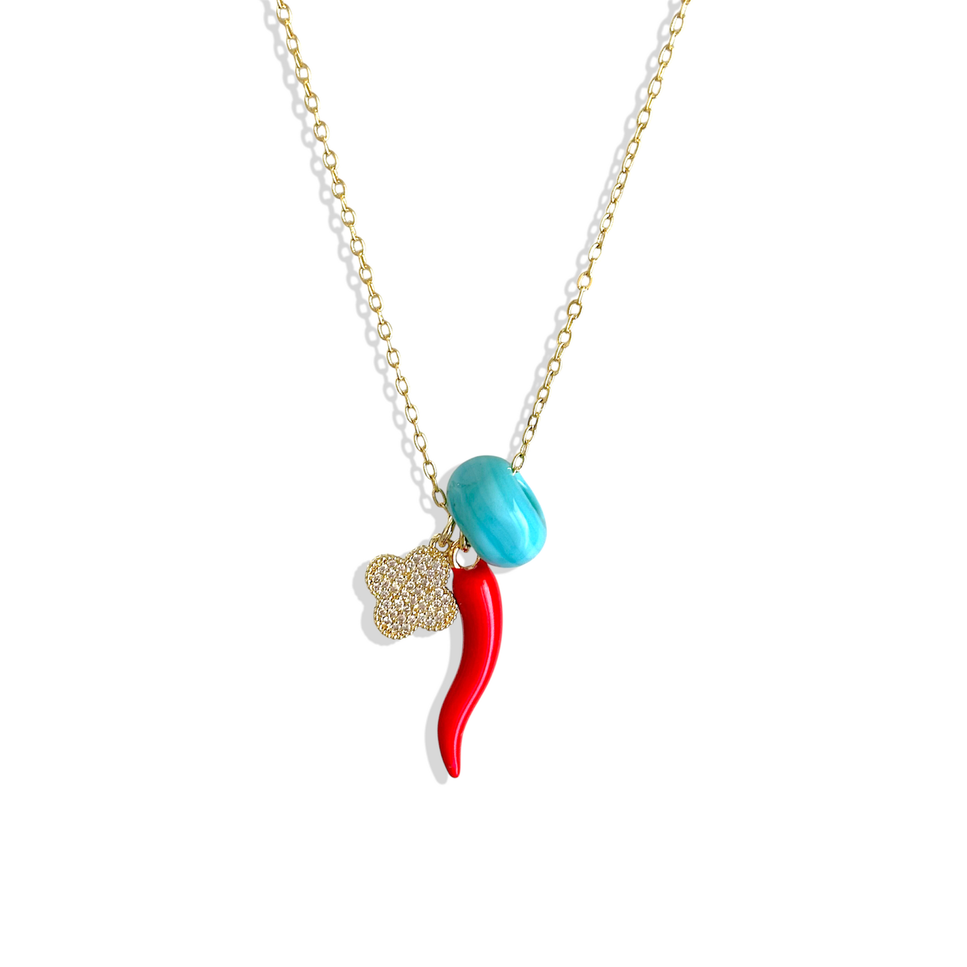 Cadena trébol con cornicello y cuenta turquesa enchapada en oro 18K - D'march Designs Chile