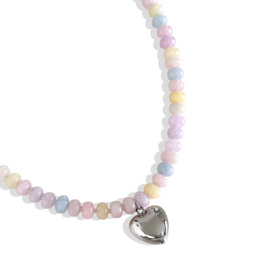 Collar tonos pasteles con corazón plateado hipoalergénico - D'march Designs Chile